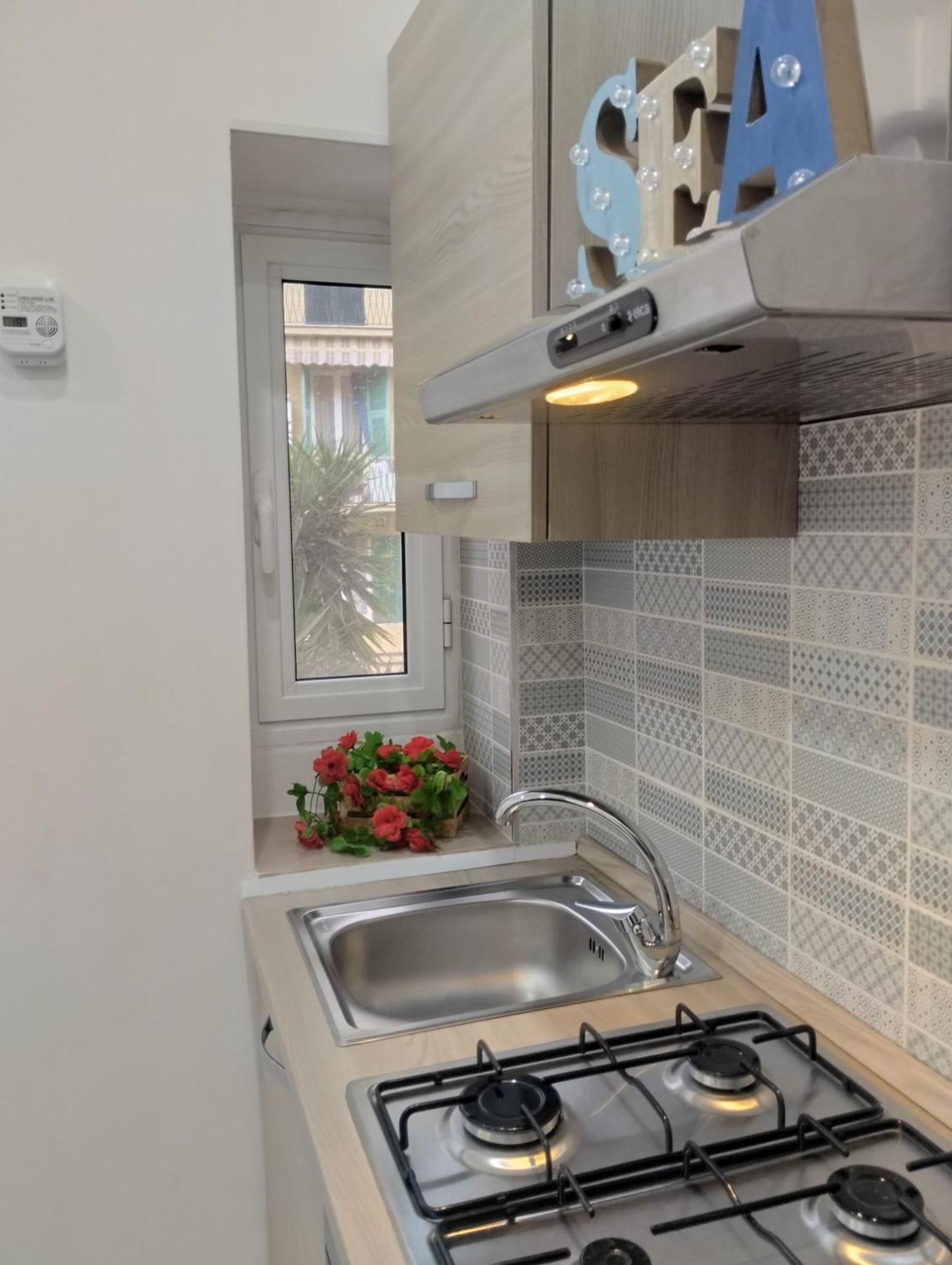 Casa Vacanze Andrea La Tua Base Per Visitare Il Mare Delle Cinque Terre Apartment La Spezia Exterior foto